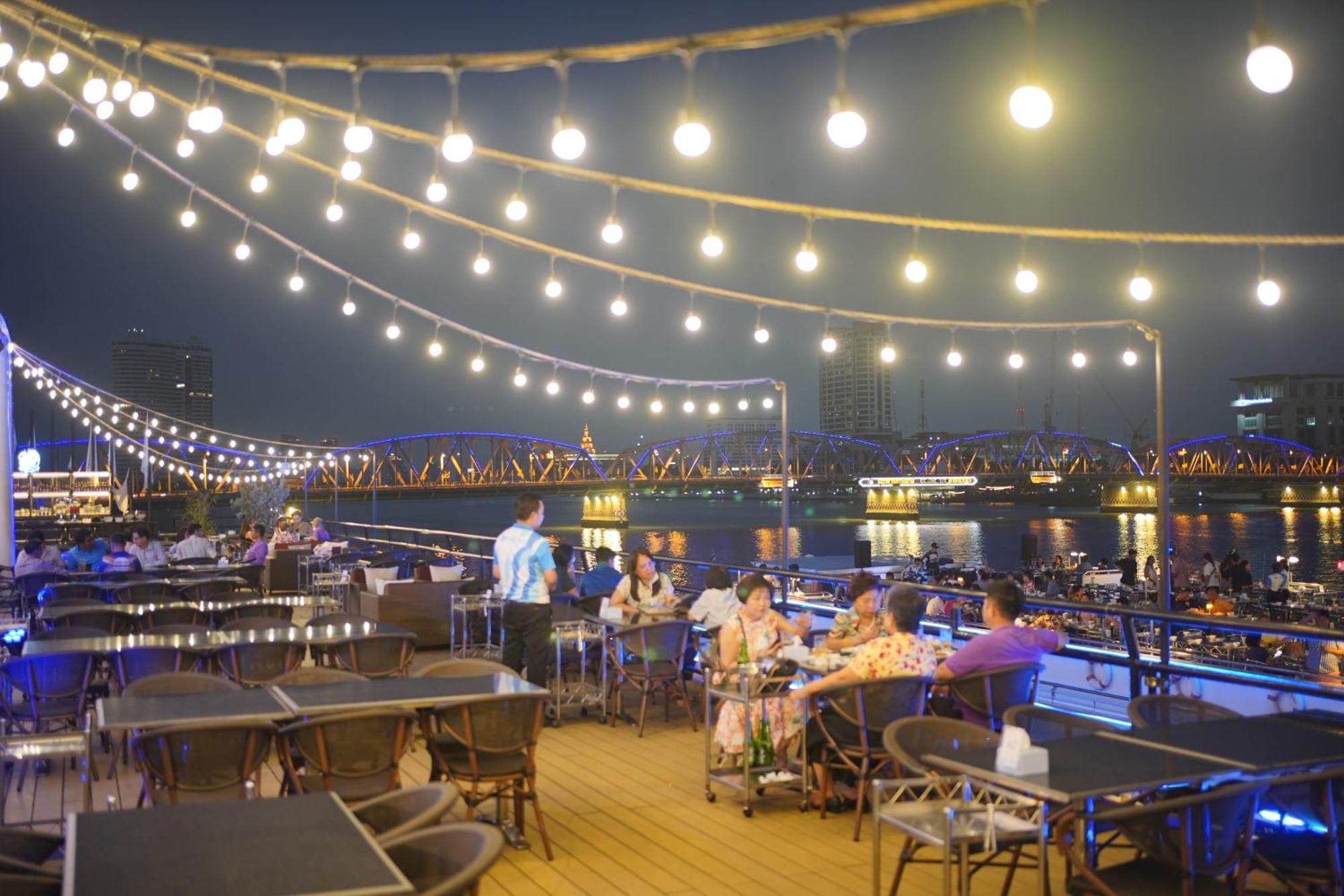Riverside Bangkok Hotel Kültér fotó